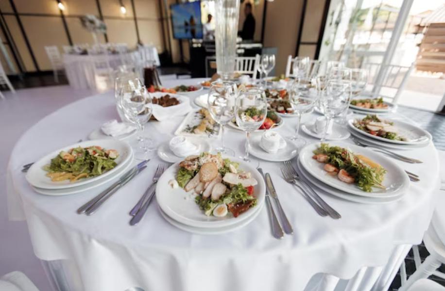 Banquet solidaire : organiser un repas caritatif réussi