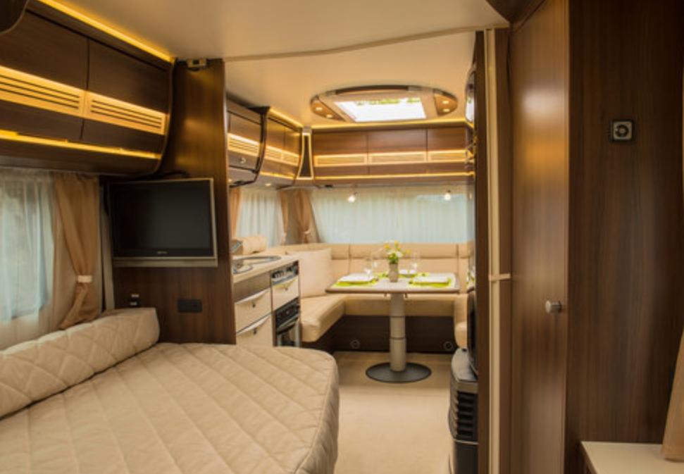 frigo dans une caravane